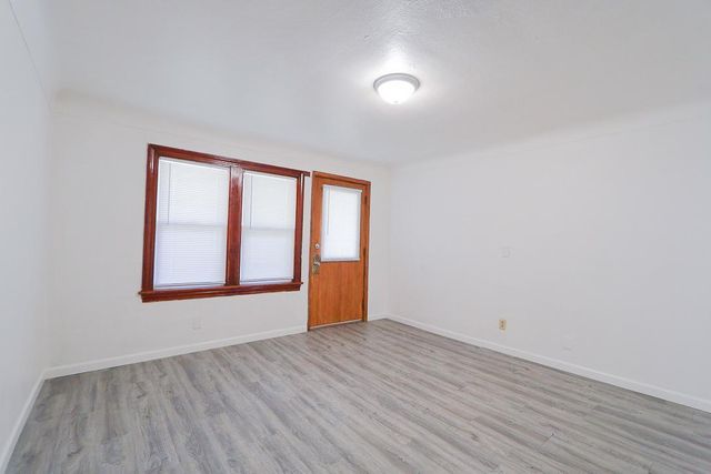 489 Whitall Street, Saint Paul, MN 55130