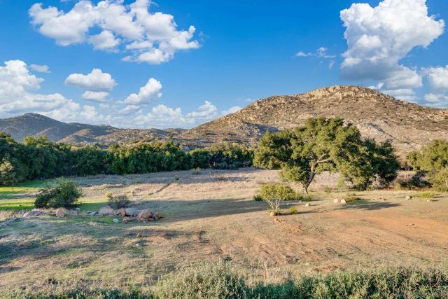 22916 Tombill Rd, Ramona, CA 92065