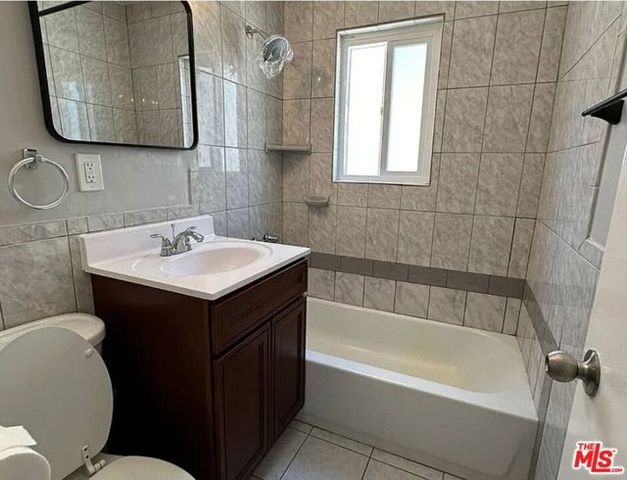 2221 Bataan Road A, Redondo Beach, CA 90278