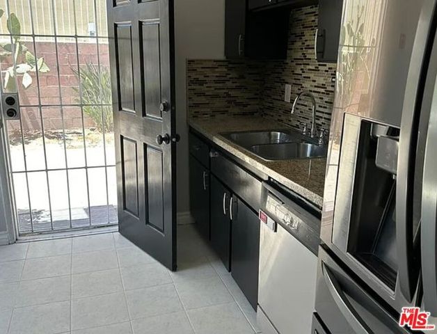 2221 Bataan Road A, Redondo Beach, CA 90278