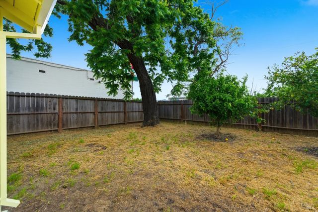 691 Annette Ave, Vallejo, CA 94591