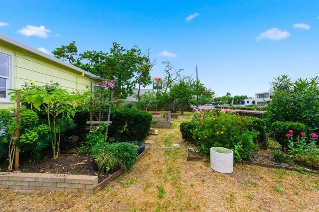 691 Annette Ave, Vallejo, CA 94591