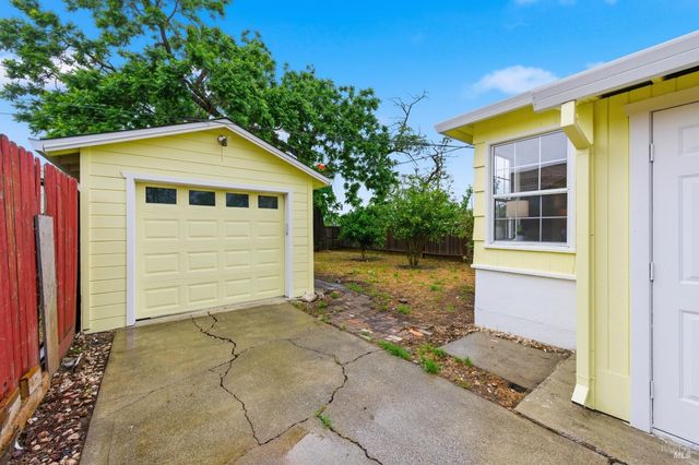 691 Annette Ave, Vallejo, CA 94591