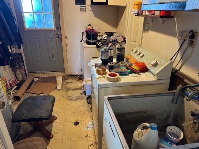 7849 Berwick Drive, Westland, MI 48185