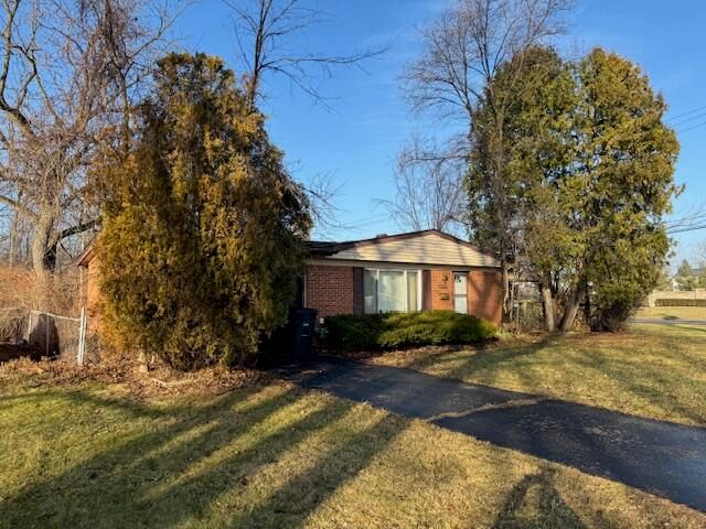 7849 Berwick Drive, Westland, MI 48185