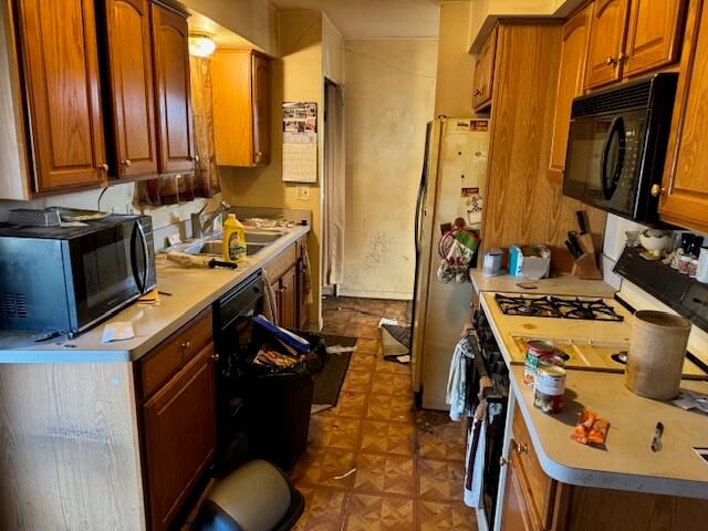 7849 Berwick Drive, Westland, MI 48185