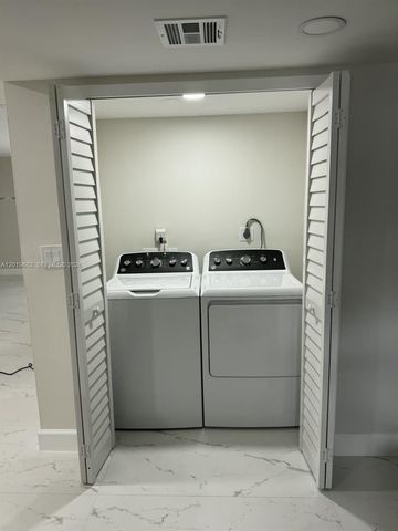 140 NW 87th Ave G111, Miami, FL 33172