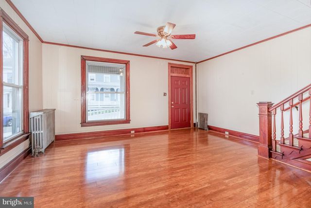 430 MARKET ST, Newport, PA 17074