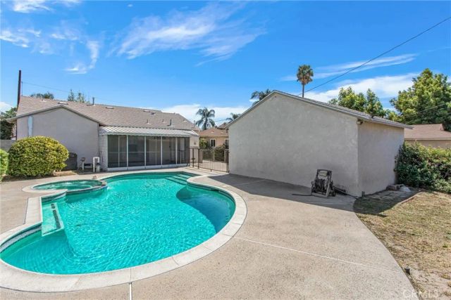 2746 Cedar, San Bernardino, CA 92404