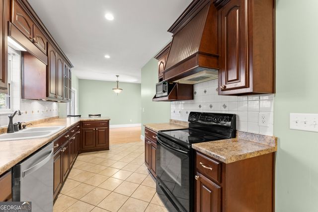 415 Pardue Mill Road, Demorest, GA 30535