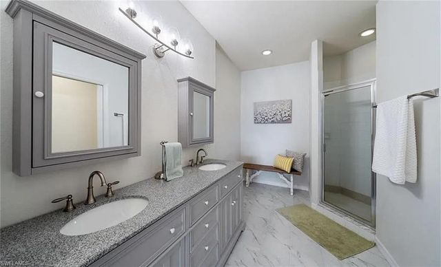 640 Lalique CIR # 407, Naples, FL 34119