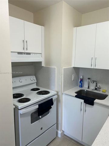 1429 NW 2nd St, Miami, FL 33125