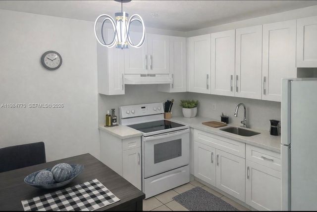 1429 NW 2nd St, Miami, FL 33125