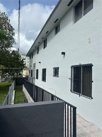 1429 NW 2nd St, Miami, FL 33125