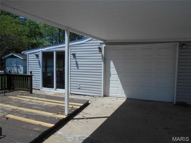2669 Center Street, Granite City, IL 62040