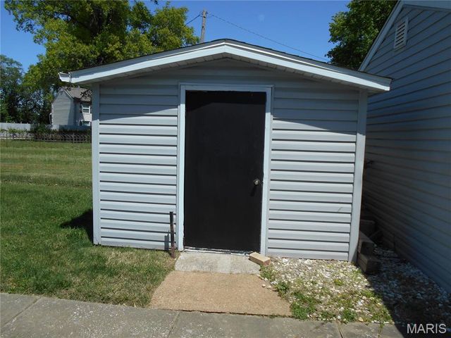 2669 Center Street, Granite City, IL 62040