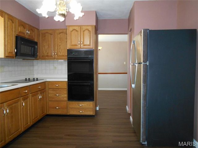 2669 Center Street, Granite City, IL 62040
