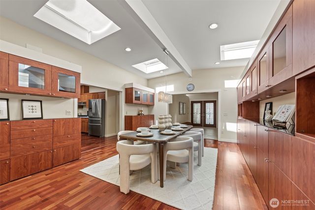 1400 143rd Place NE, Bellevue, WA 98007