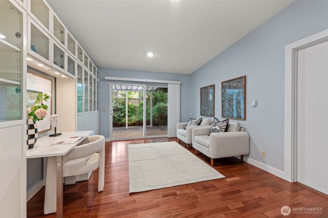 1400 143rd Place NE, Bellevue, WA 98007