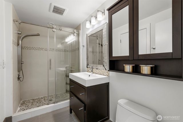 1400 143rd Place NE, Bellevue, WA 98007