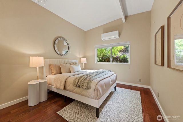 1400 143rd Place NE, Bellevue, WA 98007