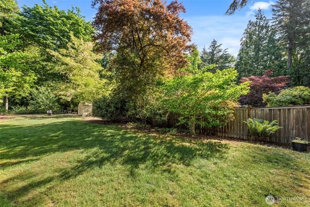 1400 143rd Place NE, Bellevue, WA 98007