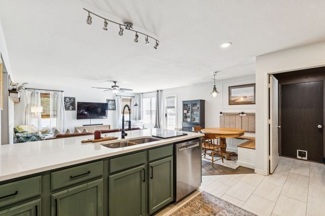 1509 Cherokee Rose Trail, Savannah, TX 76227