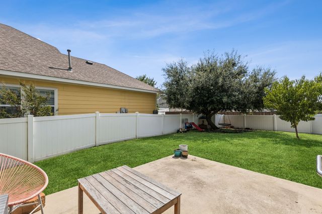 1509 Cherokee Rose Trail, Savannah, TX 76227