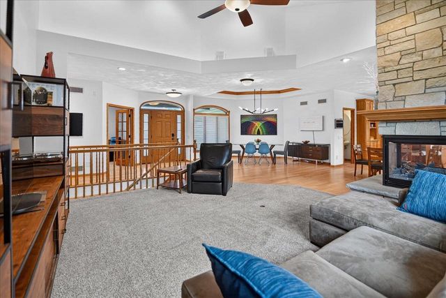 841 Wickersham Court, Sun Prairie, WI 53590
