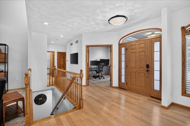 841 Wickersham Court, Sun Prairie, WI 53590