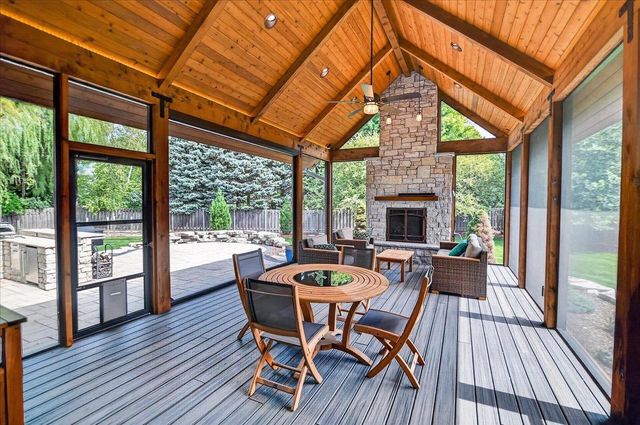 841 Wickersham Court, Sun Prairie, WI 53590