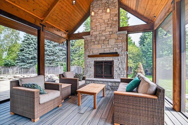 841 Wickersham Court, Sun Prairie, WI 53590