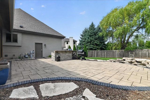 841 Wickersham Court, Sun Prairie, WI 53590