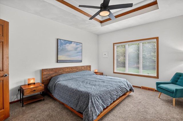 841 Wickersham Court, Sun Prairie, WI 53590