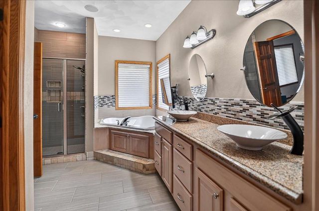 841 Wickersham Court, Sun Prairie, WI 53590