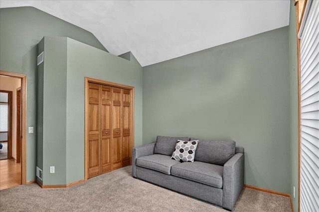 841 Wickersham Court, Sun Prairie, WI 53590
