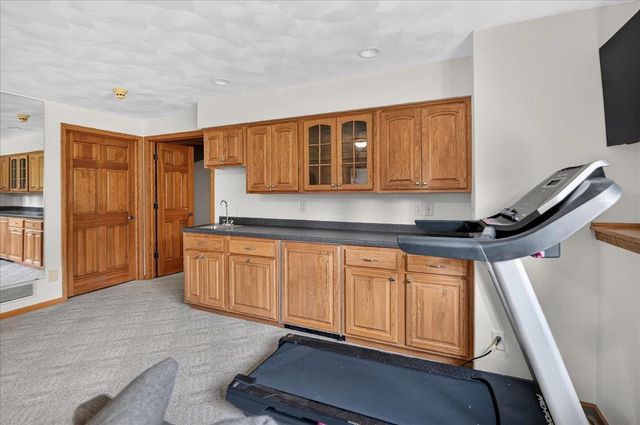 841 Wickersham Court, Sun Prairie, WI 53590