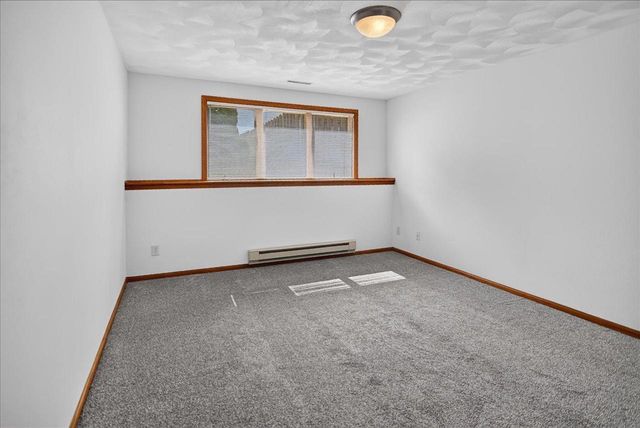 841 Wickersham Court, Sun Prairie, WI 53590