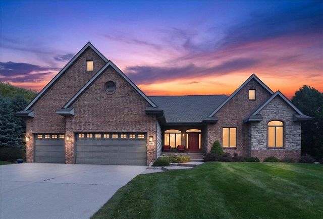 841 Wickersham Court, Sun Prairie, WI 53590