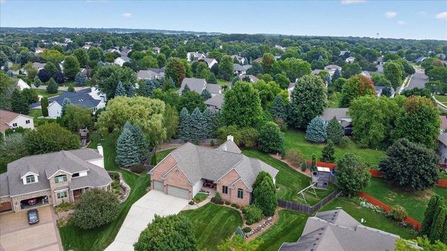 841 Wickersham Court, Sun Prairie, WI 53590
