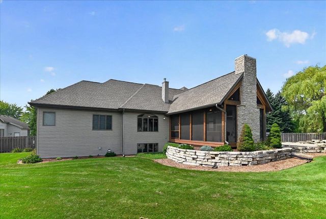 841 Wickersham Court, Sun Prairie, WI 53590