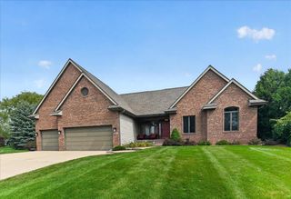841 Wickersham Court, Sun Prairie, WI 53590