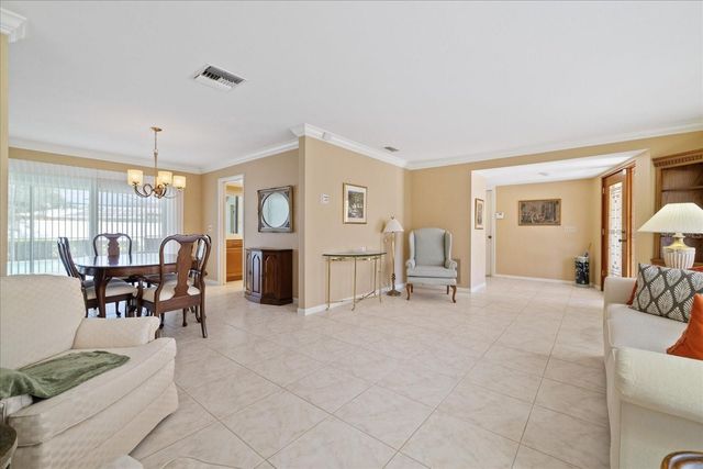 3104 BLUFFS DRIVE, Largo, FL 33770