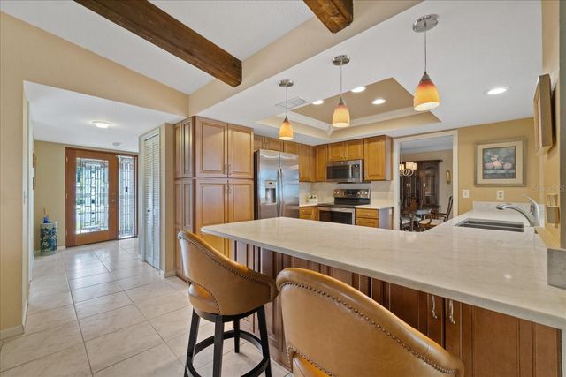 3104 BLUFFS DRIVE, Largo, FL 33770