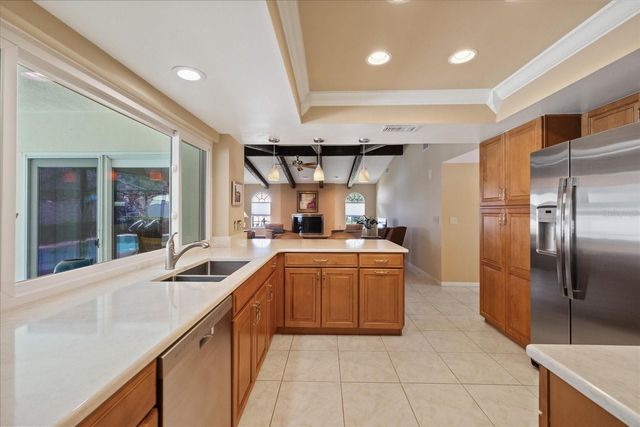 3104 BLUFFS DRIVE, Largo, FL 33770
