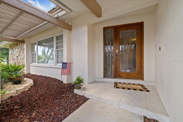 3104 BLUFFS DRIVE, Largo, FL 33770
