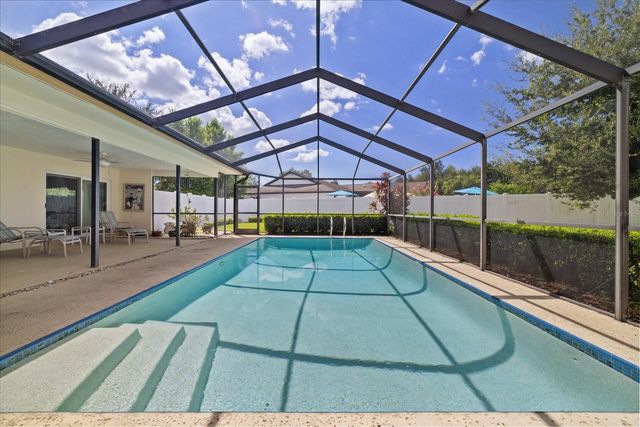 3104 BLUFFS DRIVE, Largo, FL 33770