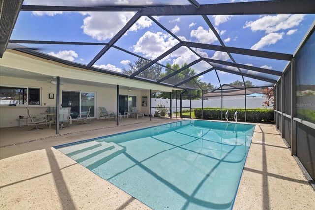 3104 BLUFFS DRIVE, Largo, FL 33770
