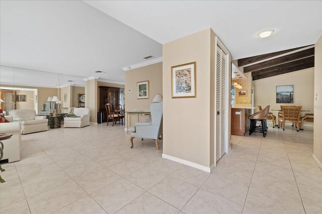 3104 BLUFFS DRIVE, Largo, FL 33770