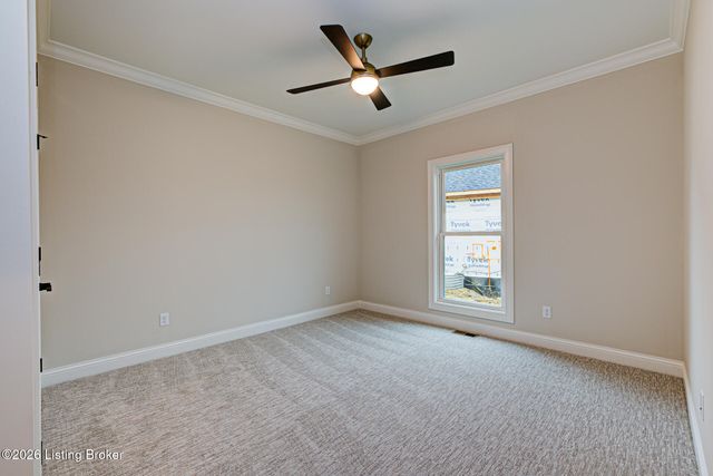 17303 White Oak Ct, Louisville, KY 40023